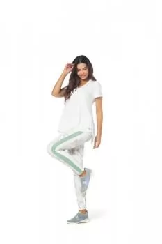 xx_legging-fuso-cos-frufru-flowers-ef4e9581b85d5c21c0809301f5335c0b.webp