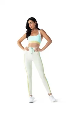 xx_top-vic-tricolor-clonado-5dc8a3e70b958594f401d4a504735ee8.webp